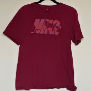 Nike Athletic Cut T Shirt Burgundy Geometric Logo Tee Mens Size Medium‎
